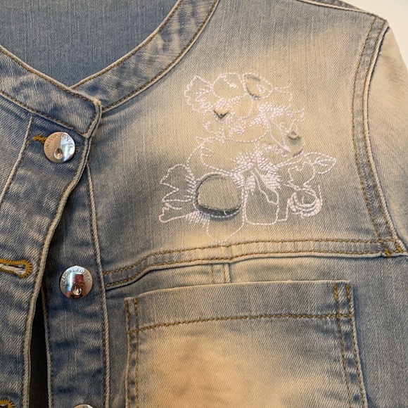 Jean jacket - Picture 2 of 6